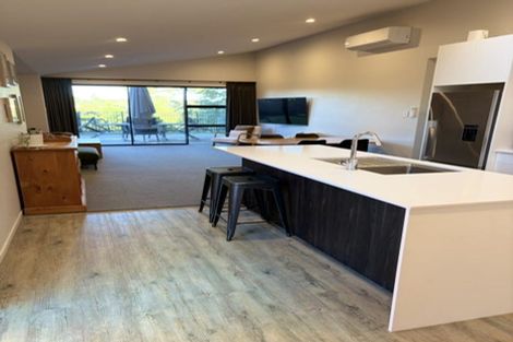 Photo of property in 427 Carrington Street, Upper Vogeltown, New Plymouth, 4310