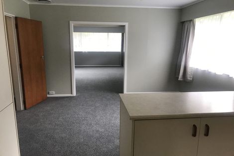 Photo of property in 3 Cyril Way, Paparangi, Wellington, 6037