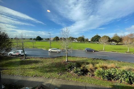 Photo of property in 38 Kuaka Drive, Takanini, 2112