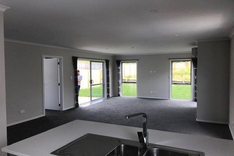 Photo of property in 53 Ridgedale Crescent, Flagstaff, Hamilton, 3210