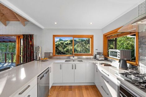 Photo of property in 14 Hebe Place, Birkenhead, Auckland, 0626