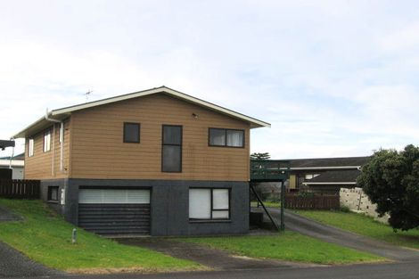 Photo of property in 25 Blue Bell Parade, Omaha, 0986