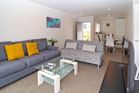 Photo of property in 4/5 Jones Crescent, Melville, Hamilton, 3206