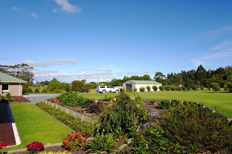 Photo of property in 415 Te Ahu Ahu Road, Waimate North, Kaikohe, 0472