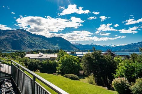 Photo of property in 56 Manuka Crescent, Wanaka, 9305