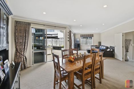 Photo of property in 242 Harbourside Drive, Karaka, Papakura, 2113