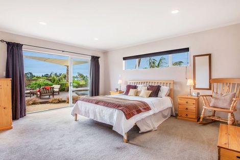 Photo of property in 34 Stranraer Crescent, Wattle Downs, Auckland, 2103