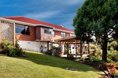 Photo of property in 4a Roland Hill, Glen Eden, Auckland, 0602