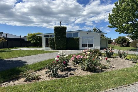 Photo of property in 222a Grove Road, Mayfair, Hastings, 4122