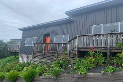 Photo of property in 8 Lavender Close, Spotswood, New Plymouth, 4310