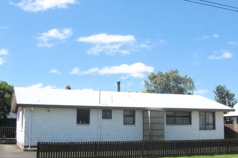 Photo of property in 7 Malabar Crescent, Broomfield, Christchurch, 8042