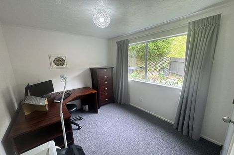 Photo of property in 56 Hathaway Avenue, Karori, Wellington, 6012