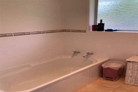 Photo of property in 420 Otumoetai Road, Otumoetai, Tauranga, 3110