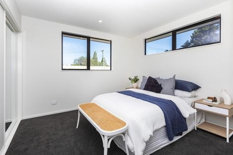 Photo of property in 2/47 Sturrocks Road, Redwood, Christchurch, 8051