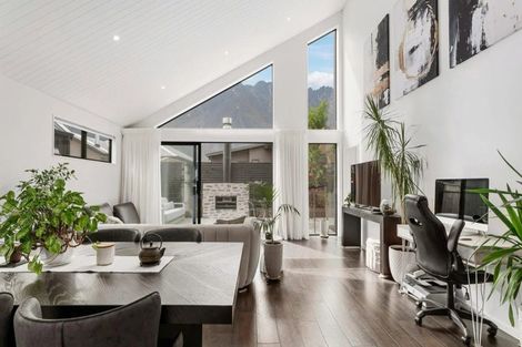 Photo of property in 3 Woolshed Road, Jacks Point, Queenstown, 9371