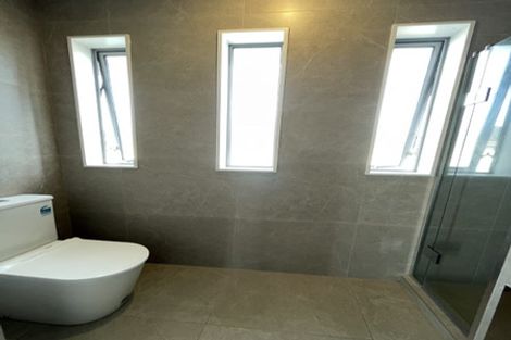 Photo of property in 28a Bruce Road, Glenfield, Auckland, 0629