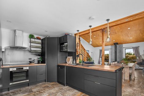 Photo of property in 249 Letts Gully Road, Letts Gully, Alexandra, 9393