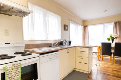 Photo of property in 16 Meeanee Quay, Westshore, Napier, 4110