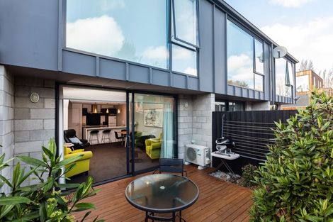 Photo of property in 4/193 Kilmore Street, Christchurch Central, Christchurch, 8013