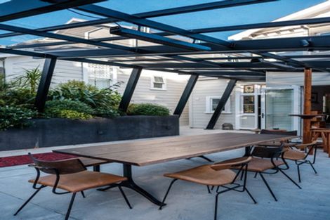 Photo of property in 32 Talavera Terrace, Kelburn, Wellington, 6012