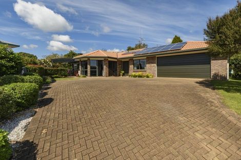 Photo of property in 16 Lindoch Avenue, Te Puna, Tauranga, 3174