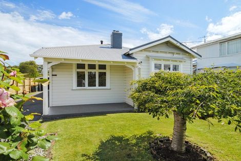 Photo of property in 206 Surrey Street, Saint Clair, Dunedin, 9012