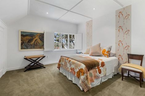 Photo of property in 11 Stanley Point Road, Stanley Point, Auckland, 0624