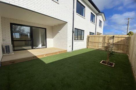 Photo of property in 2/23 View Road, Papakura, 2110