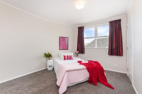 Photo of property in 10 Winifred Avenue, Bayview, Auckland, 0629