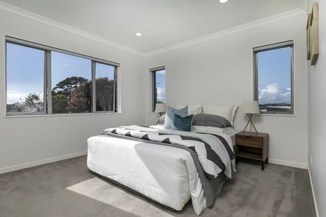 Photo of property in 5 Sunrise Avenue, Murrays Bay, Auckland, 0630