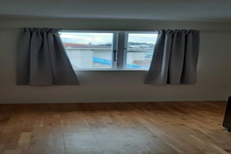 Photo of property in Embassy Court, 72 Brougham Street, Mount Victoria, Wellington, 6011