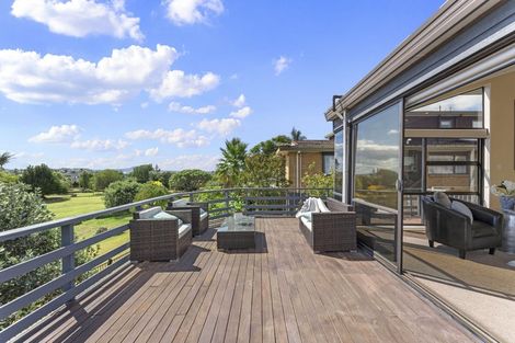 Photo of property in 37 Pigeon Mountain Road, Half Moon Bay, Auckland, 2012