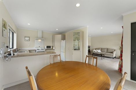 Photo of property in Rangeview Villas, 38/9 Fuller Close, Levin, 5510