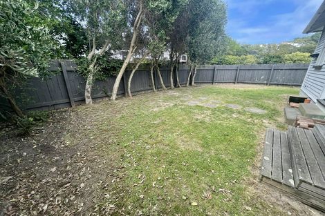 Photo of property in 23 Severn Street, Island Bay, Wellington, 6023