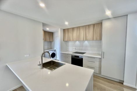 Photo of property in 2/10 Surrey Street, Linwood, Christchurch, 8062