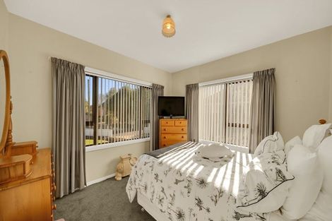 Photo of property in 17 Bradshaw Terrace, Riccarton, Christchurch, 8011