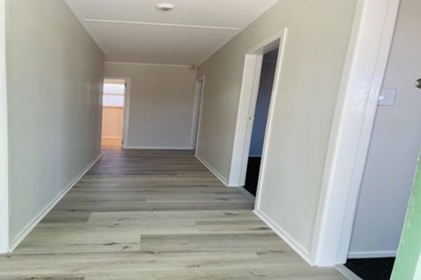 Photo of property in 1/26 Caravelle Close, Mangere, Auckland, 2022
