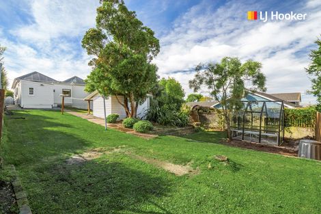 Photo of property in 10 Argyle Street, Mornington, Dunedin, 9011