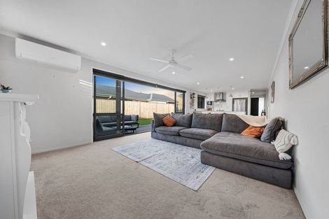 Photo of property in 8 Millbrae Place, Pokeno, 2402