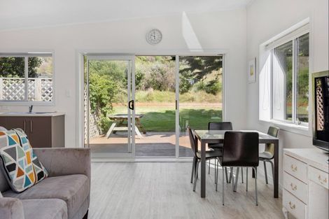 Photo of property in 56 Pinedale Crescent, Riversdale Beach, Masterton, 5872