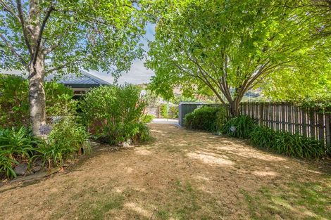 Photo of property in 24 Wendy Place, Heathcote Valley, Christchurch, 8022