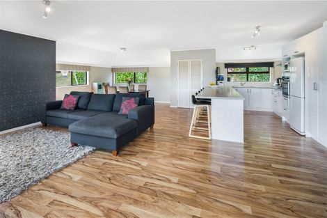 Photo of property in 140 Mark Avenue, Grenada Village, Wellington, 6037