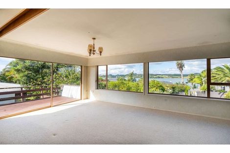 Photo of property in 39 Rangitane Loop Road, Kerikeri, 0294