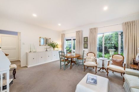 Photo of property in 4/23 Box Hill, Khandallah, Wellington, 6035