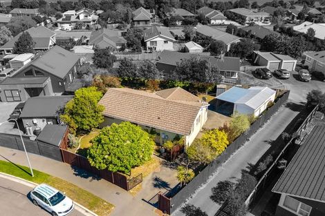 Photo of property in 10 Sophora Place, Parklands, Christchurch, 8083