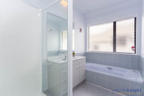 Photo of property in 12 Grangewood Lane, Burnside, Christchurch, 8053