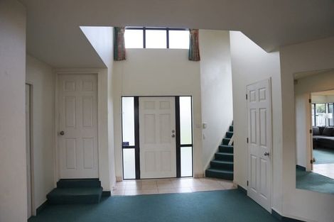Photo of property in 31 Lanyon Place, Whitby, Porirua, 5024