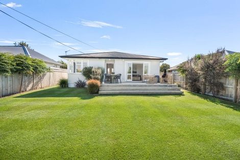 Photo of property in 112 Geddis Avenue, Maraenui, Napier, 4110