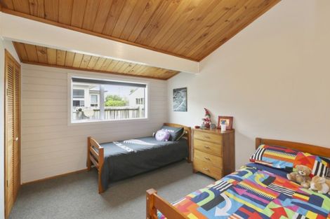 Photo of property in 11 Ropiha Street, Fitzroy, New Plymouth, 4312