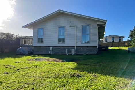Photo of property in 23 Sunset Drive, Baylys Beach, Dargaville, 0377